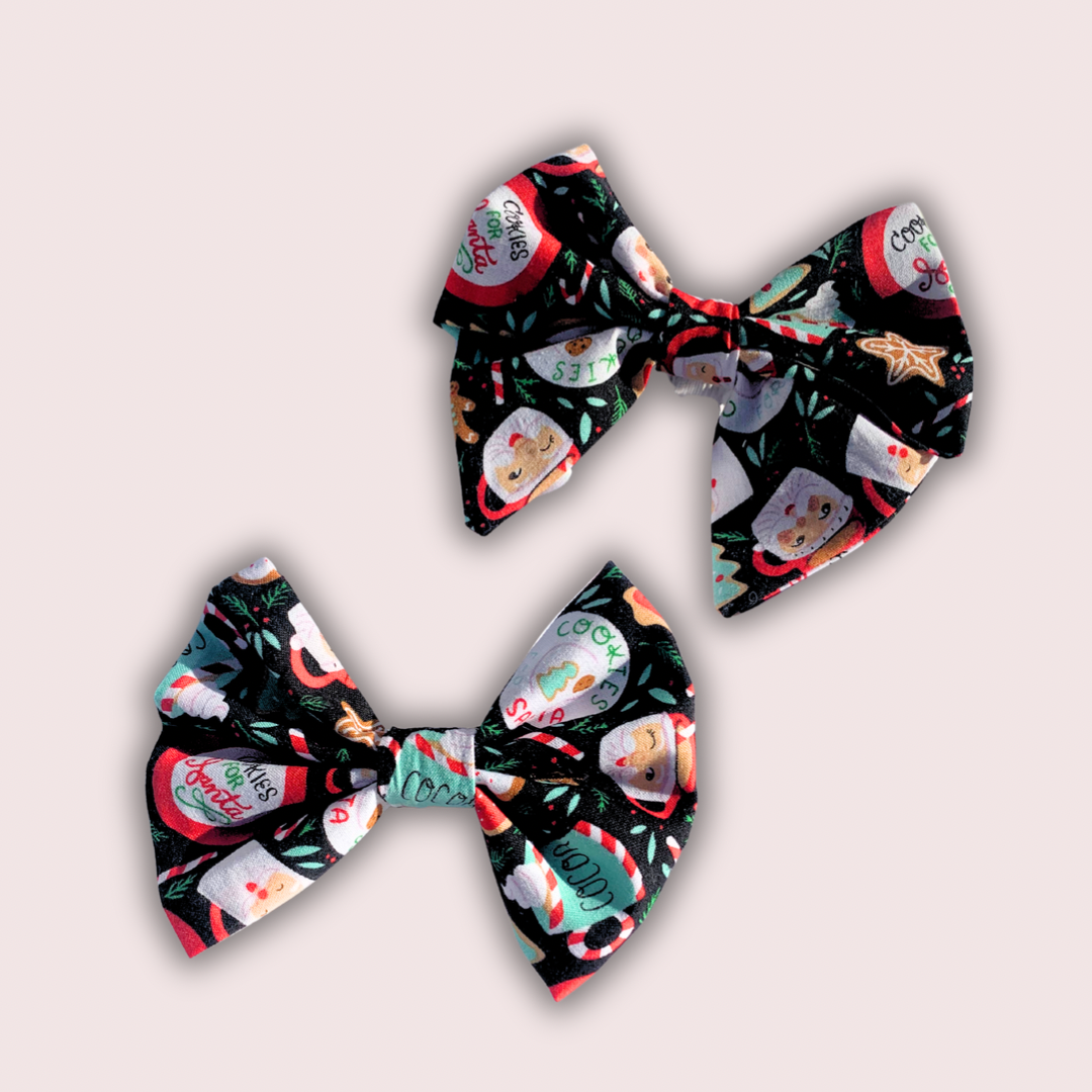 Santa’s Christmas Dog Bows